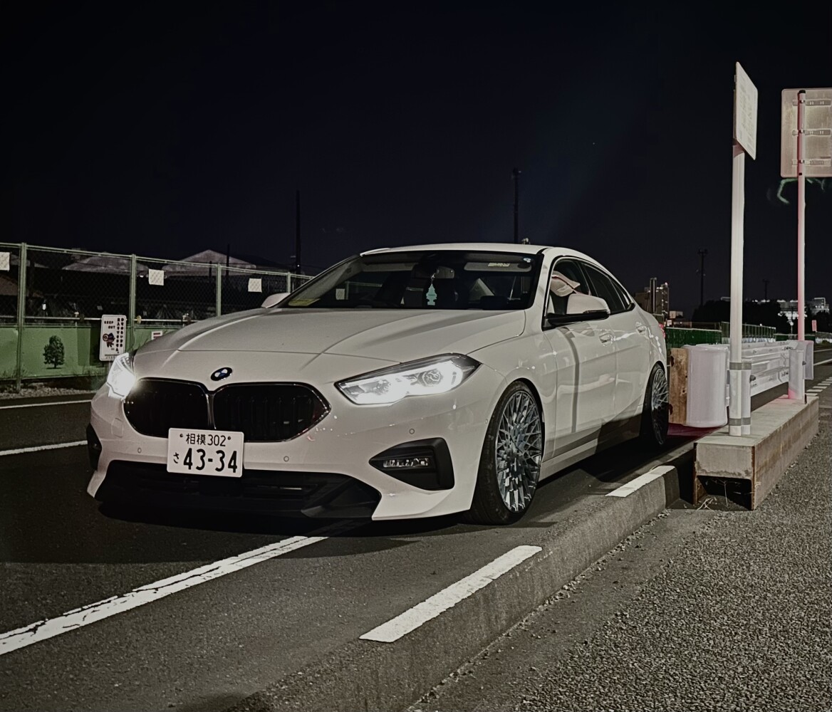 218i gran coupé-りん